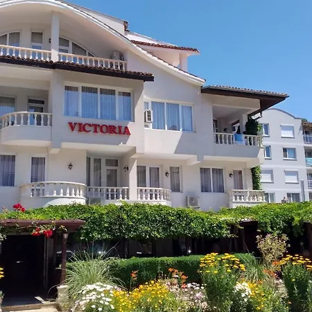 Victoria Family Hotel 2*