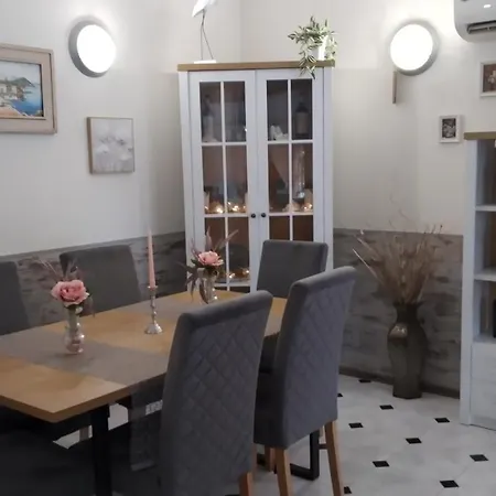 Victoria Family Hotel
