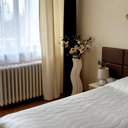 Victoria Family Hotel 2*