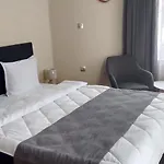 Victoria Family Hotel
