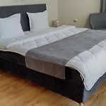 Victoria Family Hotel 2*