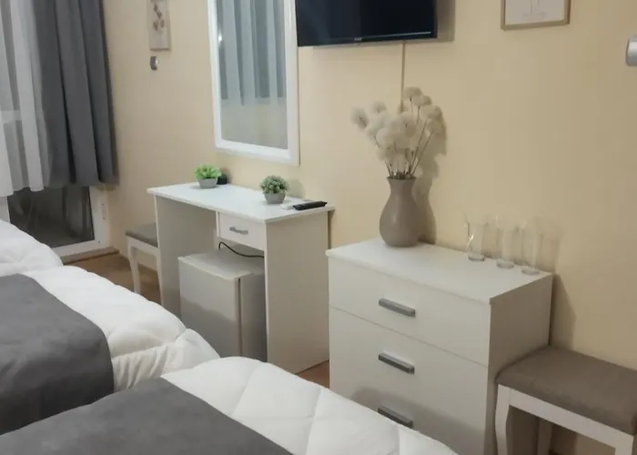 виктория семеен Хотел Балчик