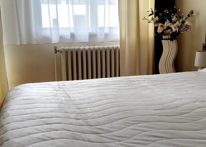 Хотел виктория семеен 2*